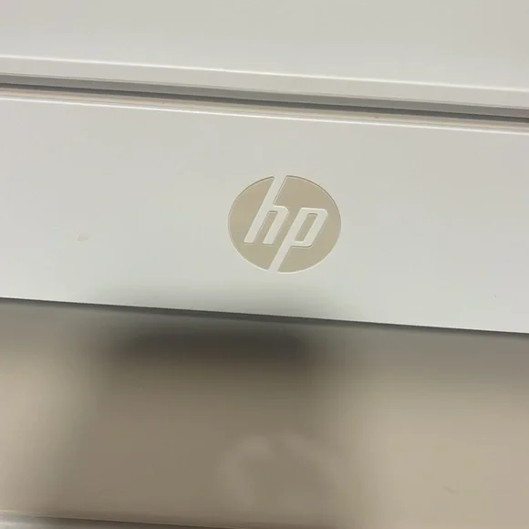 HP DeskJet Printer - White and Cream - Picture 3 of 4